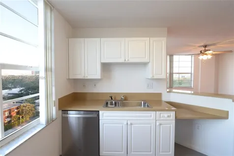 520 SE 5th Avenue Fort Lauderdale FL 33301