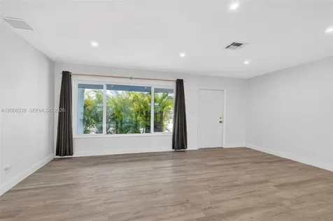 2909 NW 9th Avenue Wilton Manors FL 33311