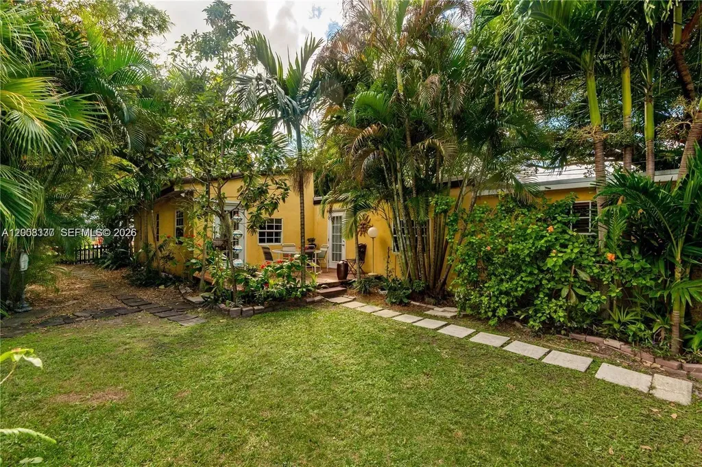 1611 Fletcher Street Hollywood FL 33020
