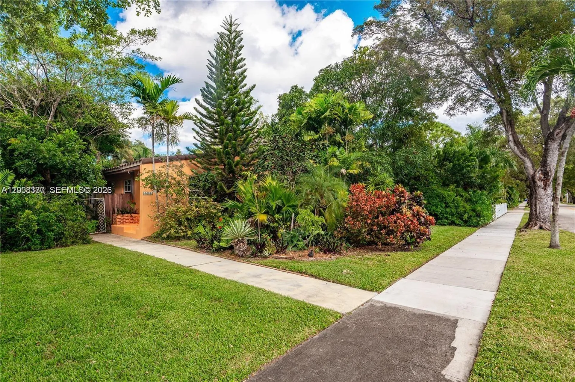 1611 Fletcher Street Hollywood FL 33020