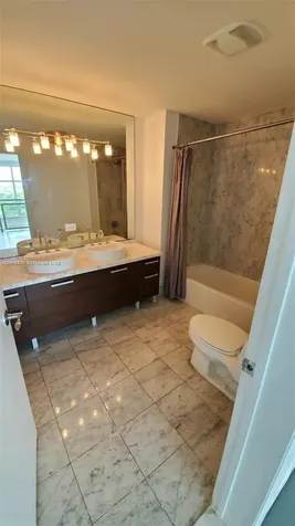 253 NE 2nd Street Miami FL 33132