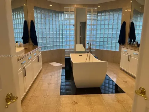 2534 Poinciana Drive Weston FL 33327