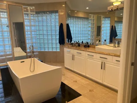 2534 Poinciana Drive Weston FL 33327