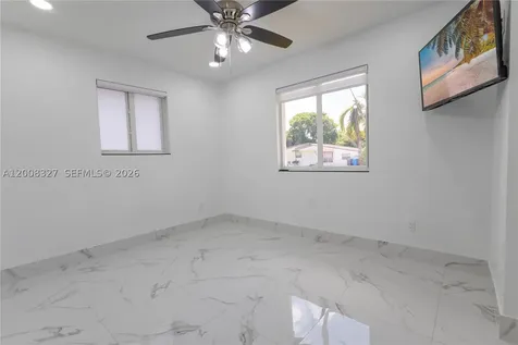 3001 SW 35th Avenue West Park FL 33023