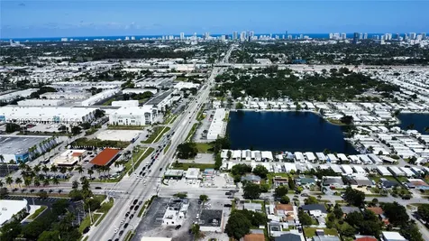 3001 SW 35th Avenue West Park FL 33023
