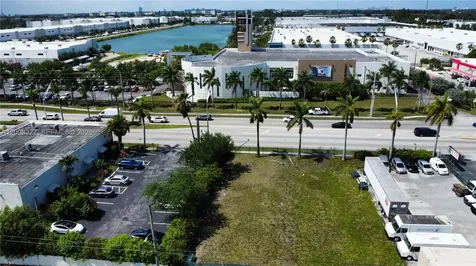 3001 SW 35th Avenue West Park FL 33023