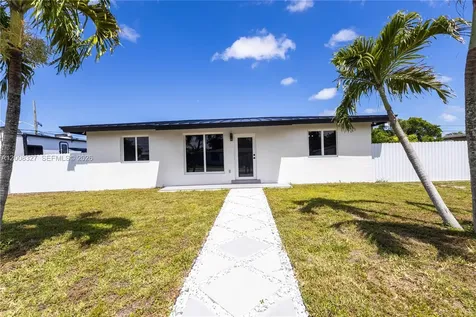 3001 SW 35th Avenue West Park FL 33023