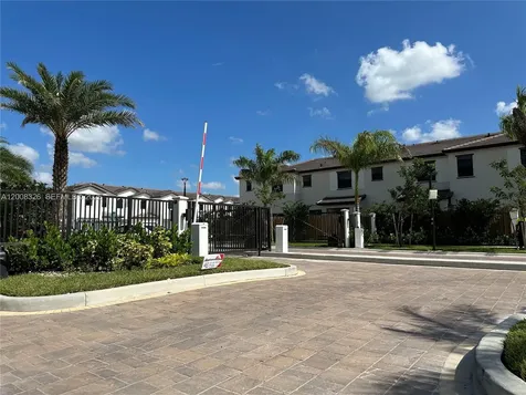 261 SW 159th Way Pembroke Pines FL 33027