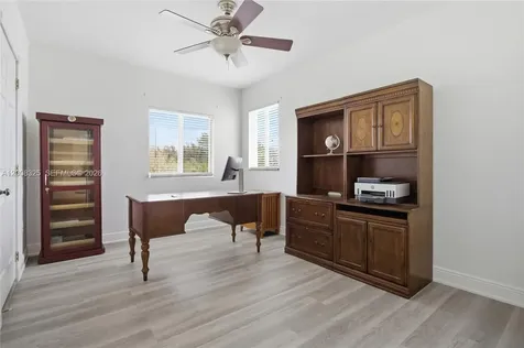 20401 SW 48th Place Southwest Ranches FL 33332