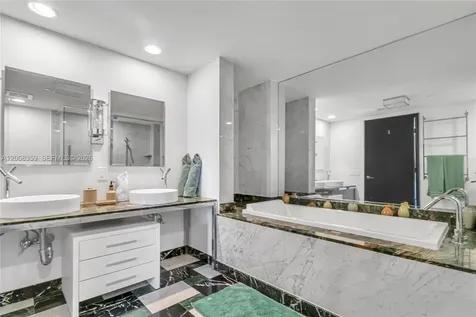 485 Brickell Avenue Miami FL 33131