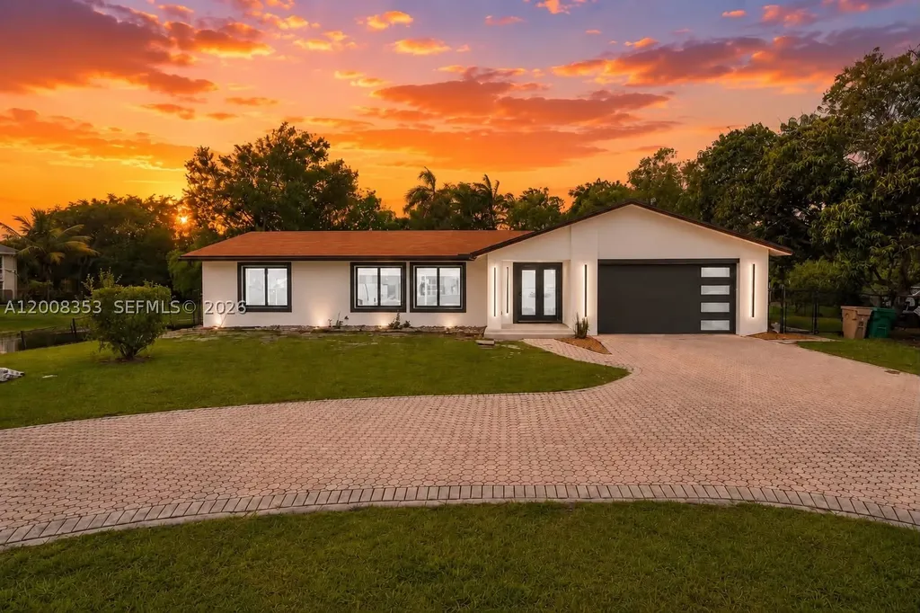 4700 SW 110th Avenue Davie FL 33328