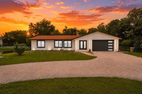 4700 SW 110th Avenue Davie FL 33328