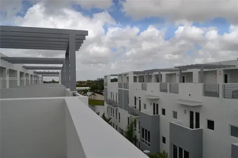 Doral FL 33172