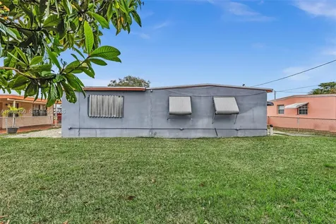 1824 NW 25th Avenue Fort Lauderdale FL 33311