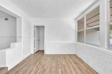 1824 NW 25th Avenue Fort Lauderdale FL 33311