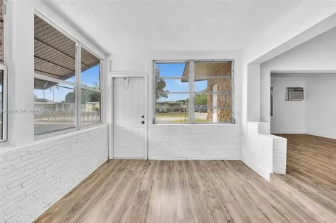 1824 NW 25th Avenue Fort Lauderdale FL 33311