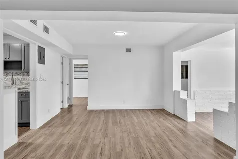 1824 NW 25th Avenue Fort Lauderdale FL 33311