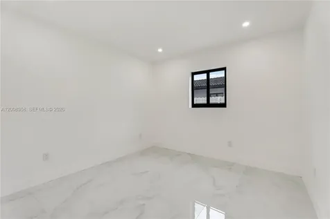 851 W 35th Street Hialeah FL 33012