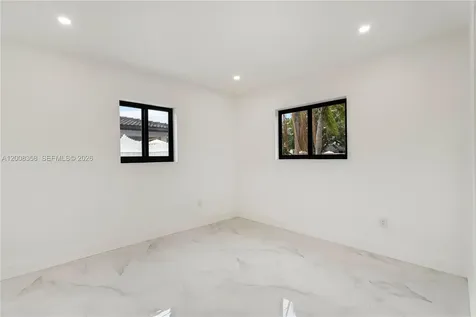851 W 35th Street Hialeah FL 33012