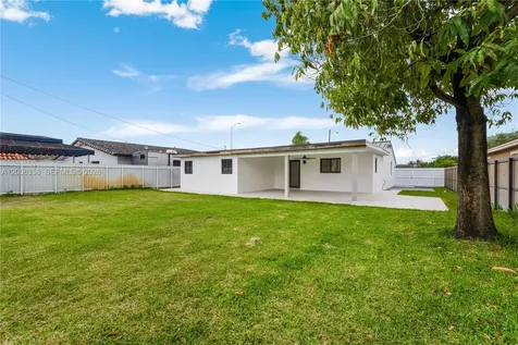 851 W 35th Street Hialeah FL 33012