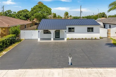 851 W 35th Street Hialeah FL 33012