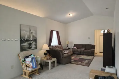 161 SE 22nd Terrace Homestead FL 33033