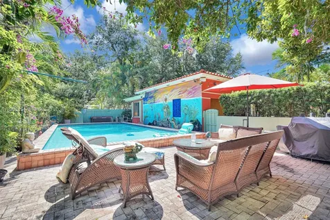 9325 NE 5th Avenue Miami Shores FL 33138
