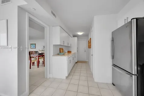 607 Ocean Drive Key Biscayne FL 33149
