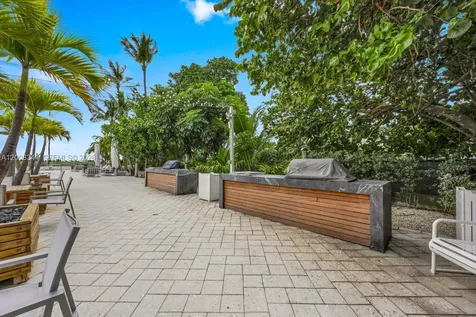 607 Ocean Drive Key Biscayne FL 33149