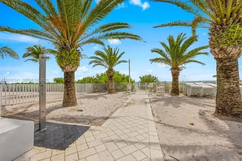 607 Ocean Drive Key Biscayne FL 33149