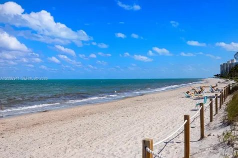 607 Ocean Drive Key Biscayne FL 33149