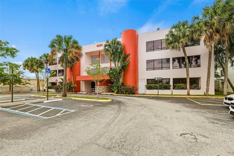 8358 W Oakland Park Boulevard Sunrise FL 33351