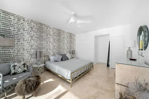 6799 Collins Avenue Miami Beach FL 33141