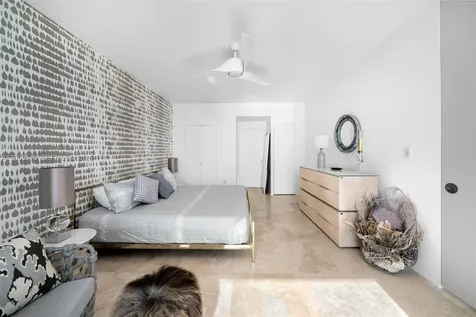 6799 Collins Avenue Miami Beach FL 33141