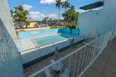 4370 NW 11th Street Miami FL 33126