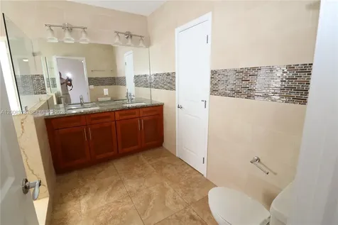 605 NE 28th Street Wilton Manors FL 33334