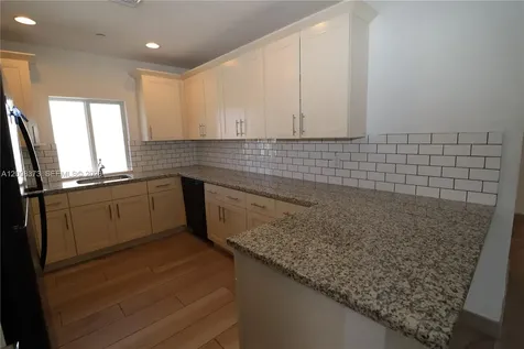 605 NE 28th Street Wilton Manors FL 33334
