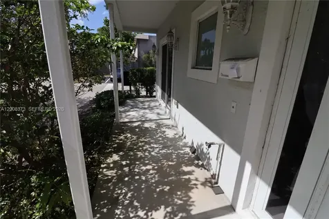 605 NE 28th Street Wilton Manors FL 33334