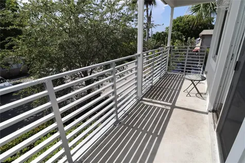605 NE 28th Street Wilton Manors FL 33334