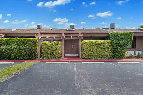 2679 S Parkview Drive Hallandale Beach FL 33009