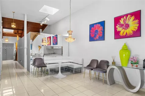2679 S Parkview Drive Hallandale Beach FL 33009