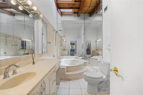 2679 S Parkview Drive Hallandale Beach FL 33009