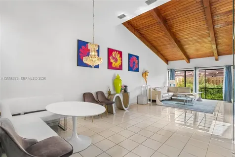 2679 S Parkview Drive Hallandale Beach FL 33009