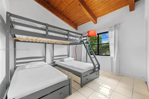 2679 S Parkview Drive Hallandale Beach FL 33009