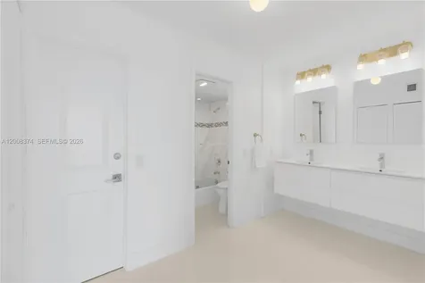 3701 N Country Club Drive Aventura FL 33180