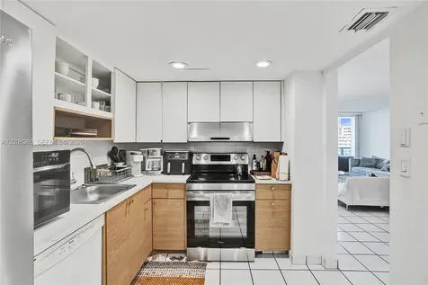 100 Bayview Drive Sunny Isles Beach FL 33160