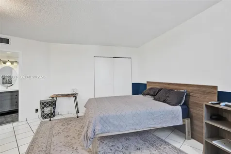 100 Bayview Drive Sunny Isles Beach FL 33160
