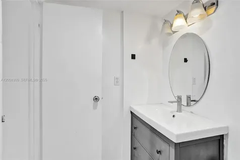 100 Bayview Drive Sunny Isles Beach FL 33160