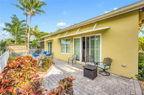 3465 NE 2nd Street Homestead FL 33033