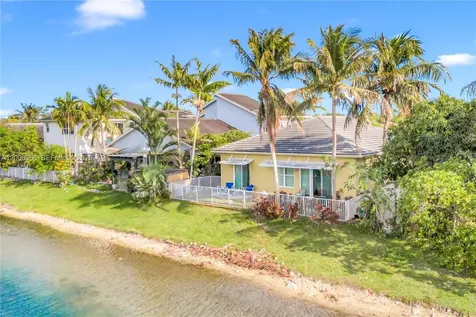 3465 NE 2nd Street Homestead FL 33033